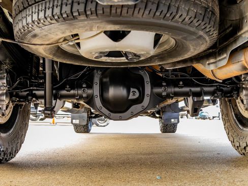 Used 2023 Chevrolet Silverado 3500 High Country w/ Technology Package image 15