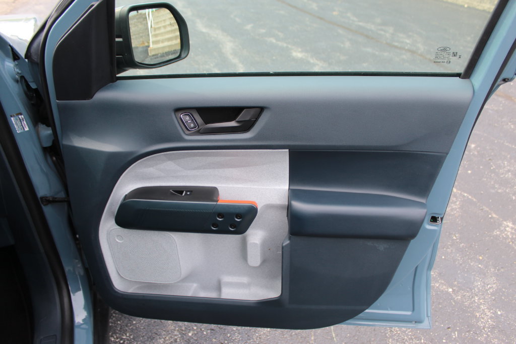 Used 2023 Ford Maverick XLT FWD image 11