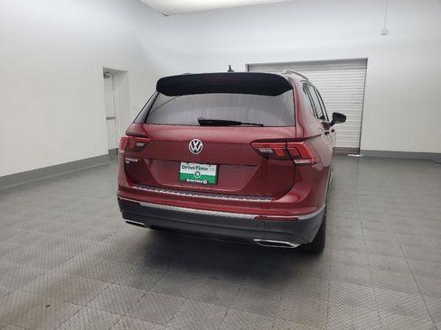 Used 2021 Volkswagen Tiguan SE FWD image 7