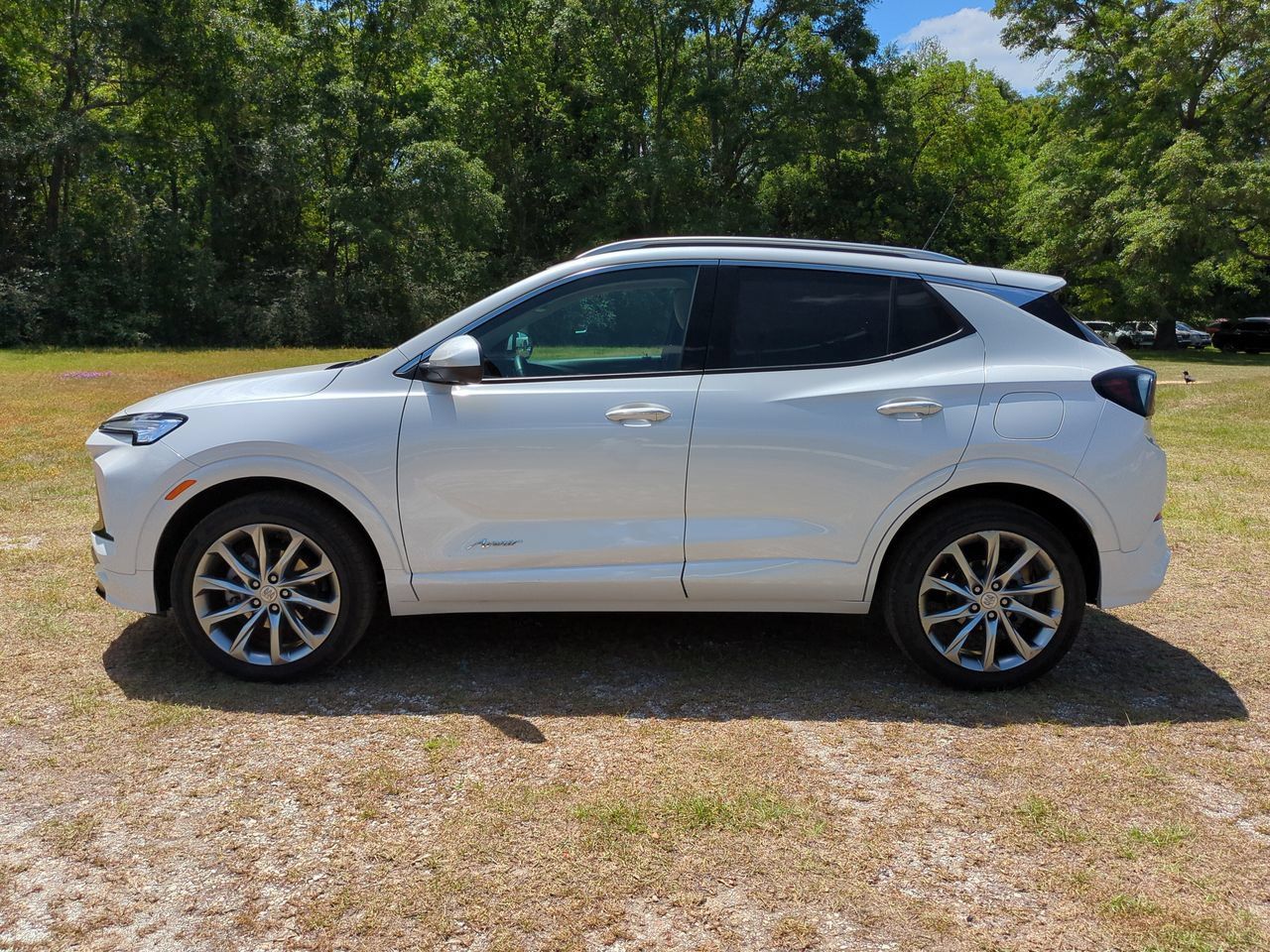 Certified 2024 Buick Encore GX Avenir w/ Avenir Technology Package AWD/4WD image 7