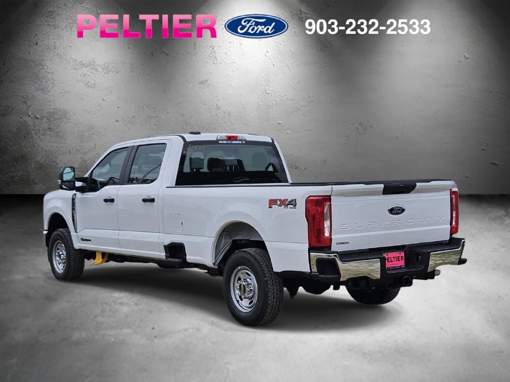New 2026 Ford F250 XL w/ FX4 Off-Road Package AWD/4WD image 3