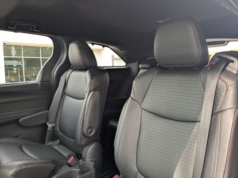 Certified 2026 Toyota Sienna XSE FWD image 25