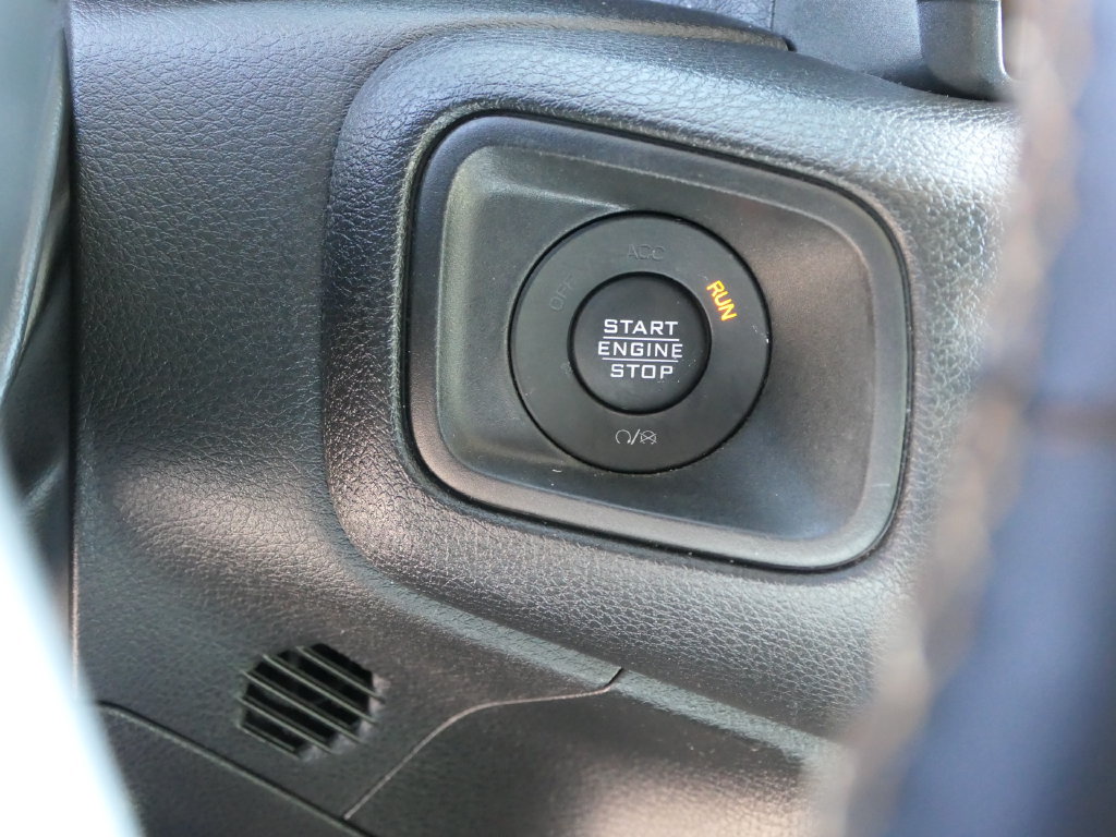 Used 2024 Jeep Wrangler Unlimited AWD/4WD image 16