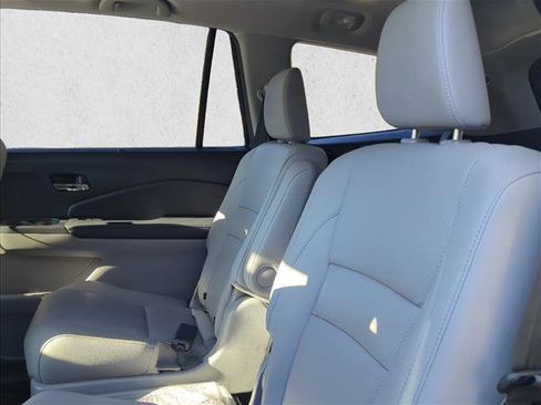 Used 2022 Honda Pilot Elite image 18
