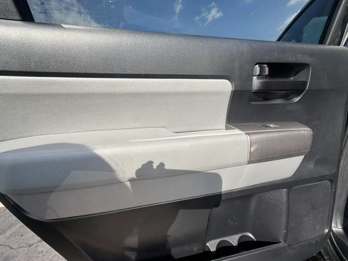Used 2013 Toyota Sequoia SR5 w/ Premium Pkg RWD image 25