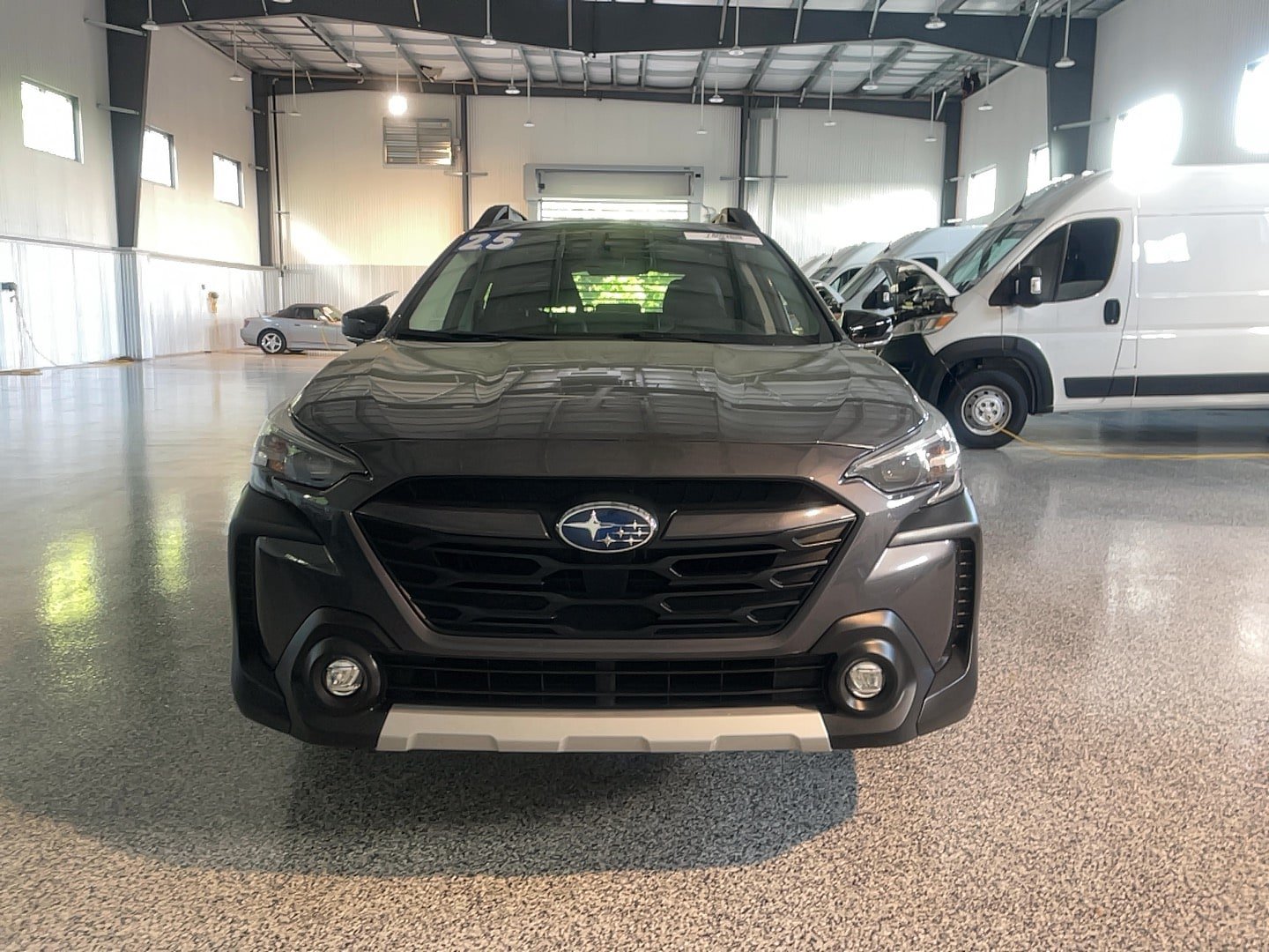 Used 2025 Subaru Outback Limited AWD/4WD image 2