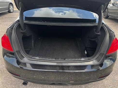 Used 2015 BMW 320i Sedan RWD image 17