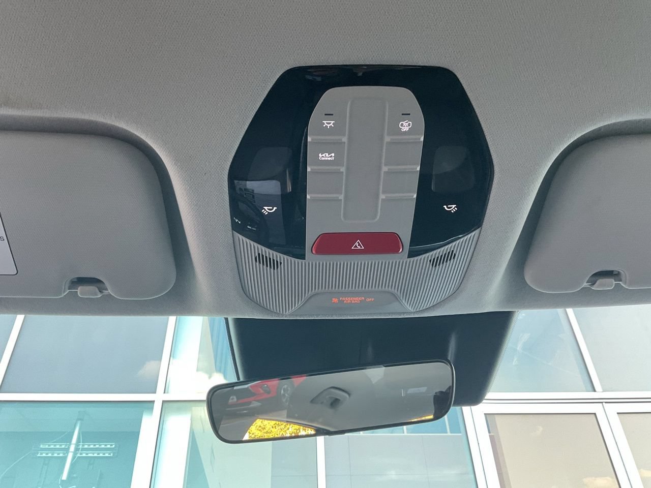 Used 2025 Kia K4 FWD image 15