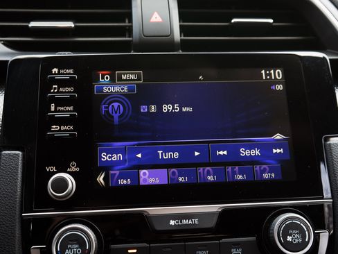 Used 2020 Honda Civic Sport image 31