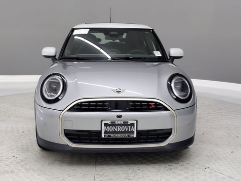 New 2026 MINI Cooper S image 2