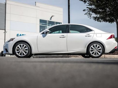 Used 2016 Lexus IS 200t RWD image 16