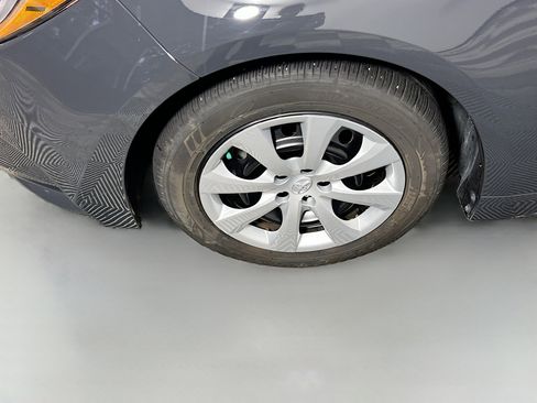 Used 2024 Toyota Corolla LE FWD image 14