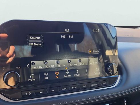 Used 2021 Nissan Rogue Platinum image 32