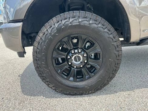 Used 2022 Ford F250 Lariat w/ Tremor Off-Road Package AWD/4WD image 34