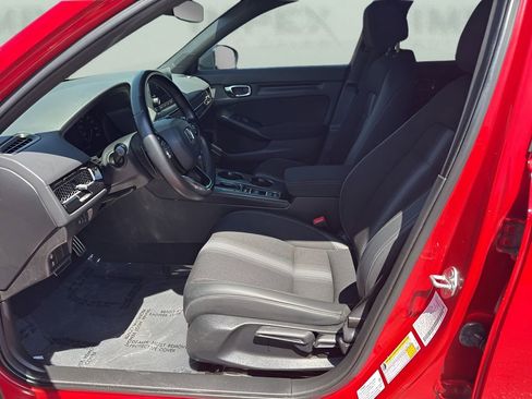 Used 2022 Honda Civic Sport image 9