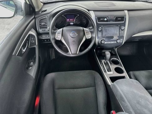 Used 2014 Nissan Altima 2.5 SV w/ Convenience Package FWD image 23