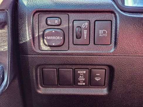 Used 2024 Toyota 4Runner SR5 AWD/4WD image 25