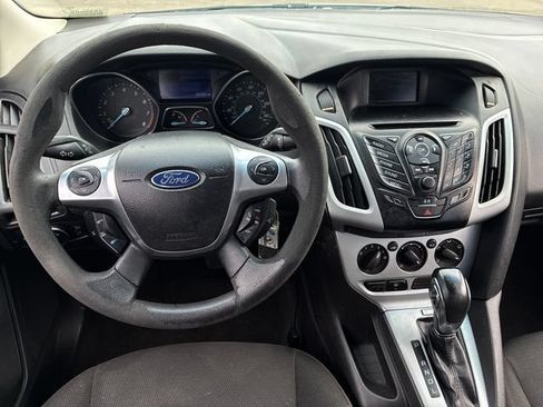 Used 2013 Ford Focus SE FWD image 14