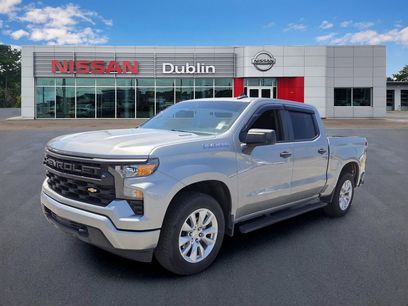 Used 2025 Chevrolet Silverado 1500 Custom