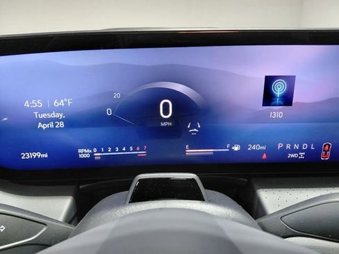 Used 2025 Buick Enclave Avenir AWD/4WD image 35