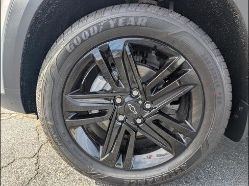 New 2026 Chevrolet Trax ACTIV FWD image 21