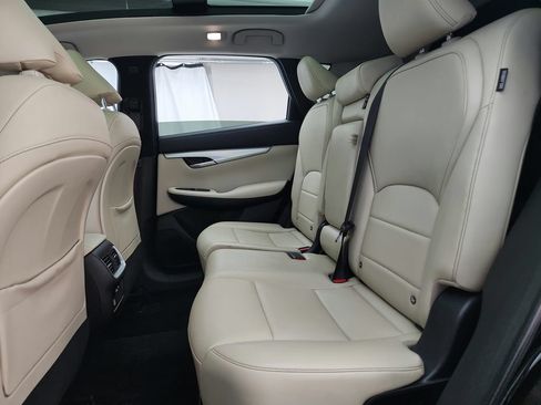 Used 2021 INFINITI QX50 Luxe AWD/4WD image 22