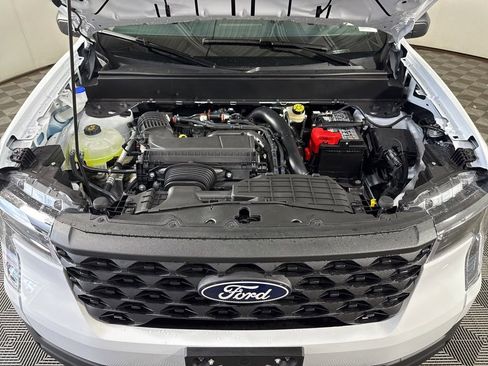 New 2026 Ford Maverick XL FWD image 4