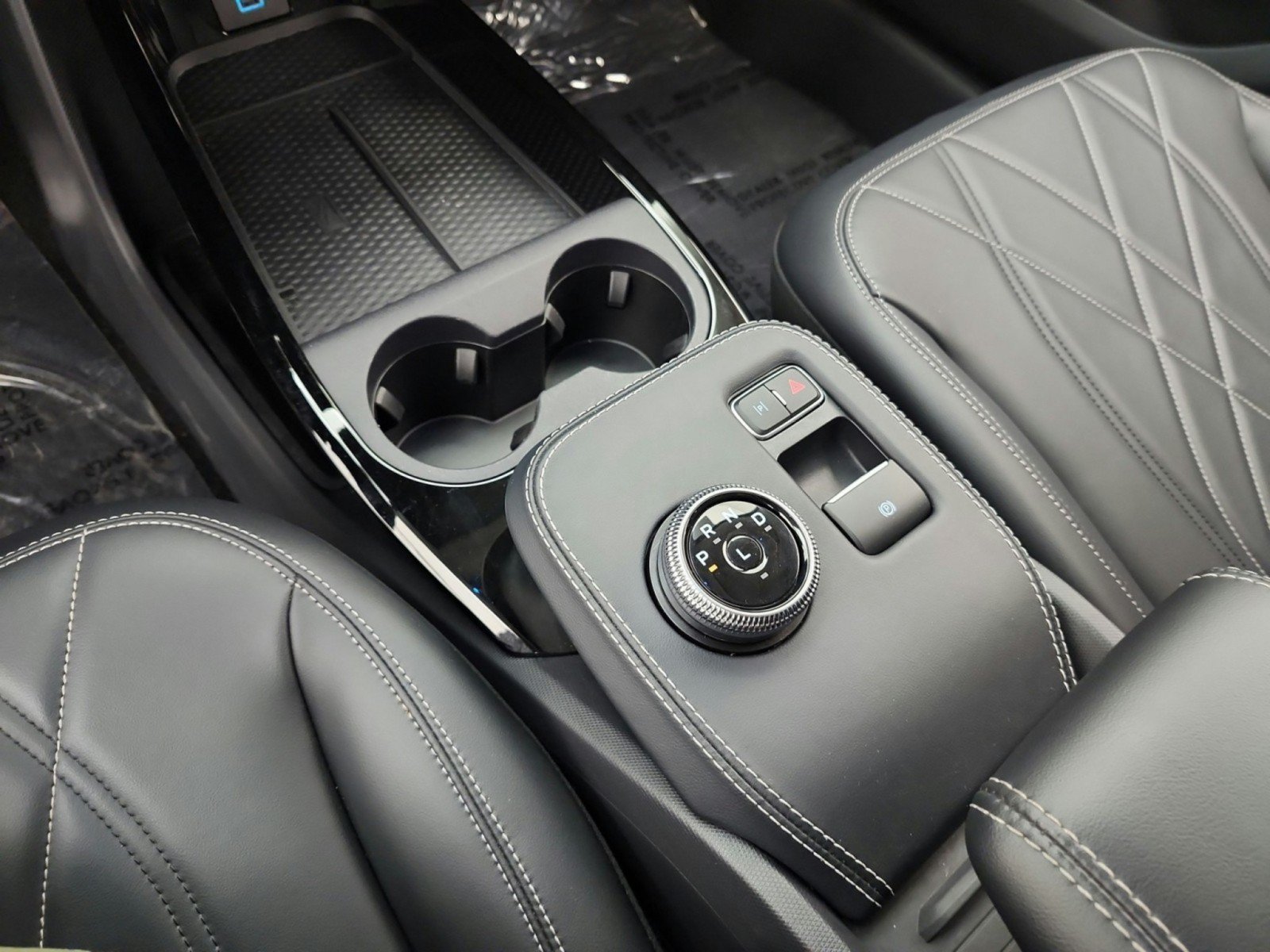 Used 2022 Ford Mustang Mach-E Select RWD image 12