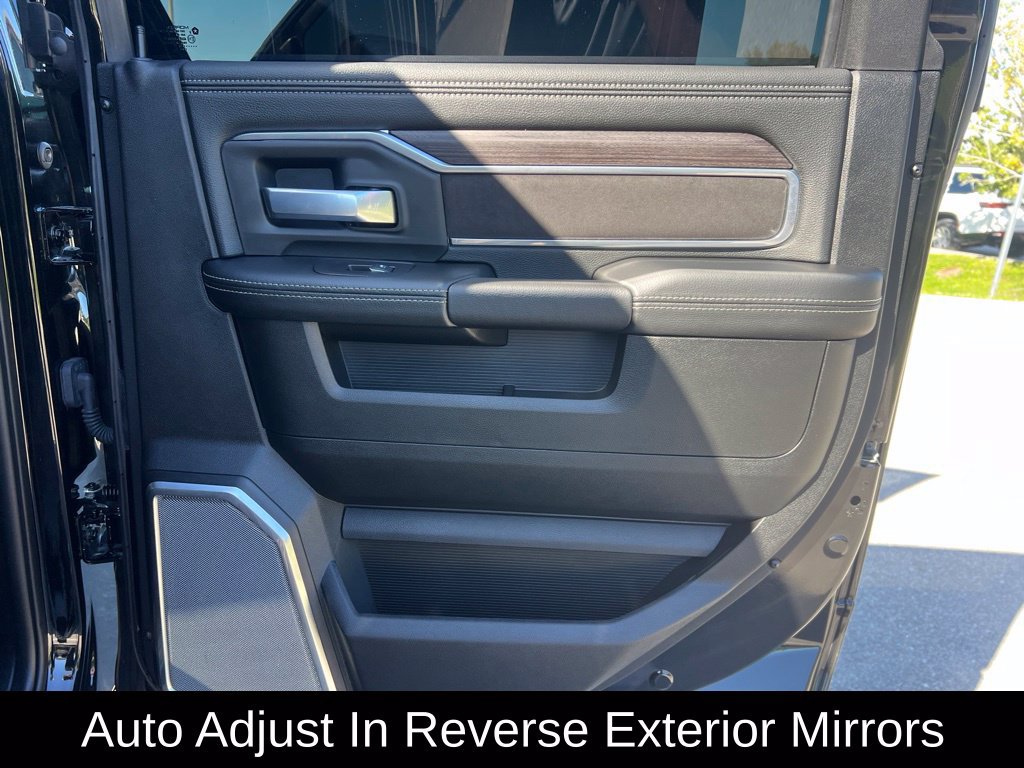 Used 2025 RAM 2500 Laramie AWD/4WD image 27
