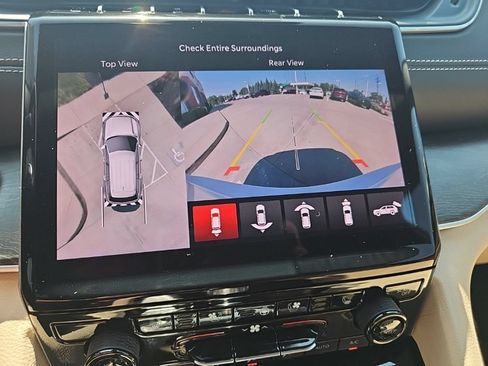 Certified 2025 Jeep Grand Cherokee L Limited w/ Luxury Tech Group II AWD/4WD image 40