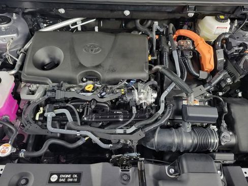 Used 2024 Toyota RAV4 LE image 15