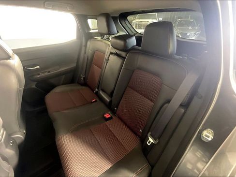 Certified 2025 Nissan Kicks SR FWD image 35
