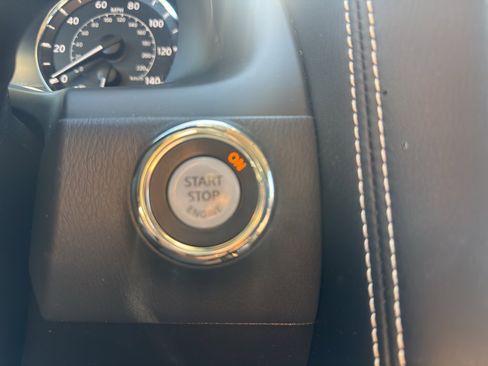 Used 2023 INFINITI QX80 Premium Select w/ Cargo Package image 27