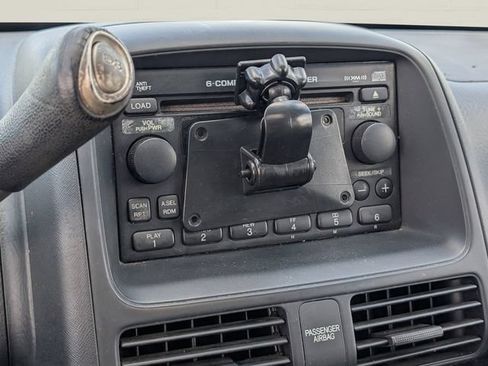 Used 2005 Honda CR-V EX image 19