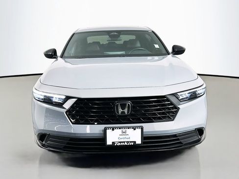 Used 2024 Honda Accord Sport image 3