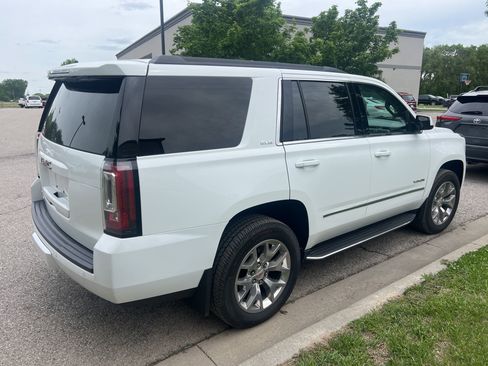 Used 2019 GMC Yukon SLE w/ SLE Value Package AWD/4WD image 5