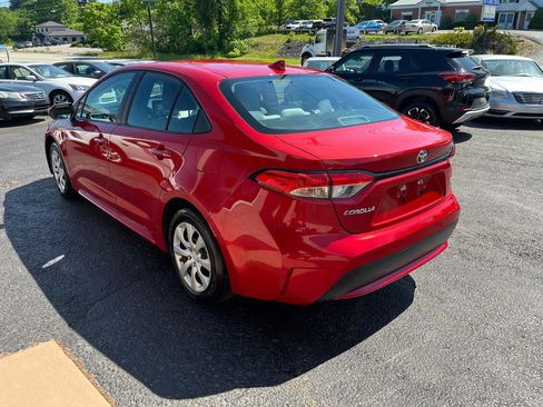Used 2020 Toyota Corolla LE FWD image 8