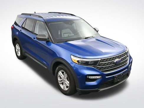 Used 2022 Ford Explorer XLT w/ Equipment Group 202A RWD image 35
