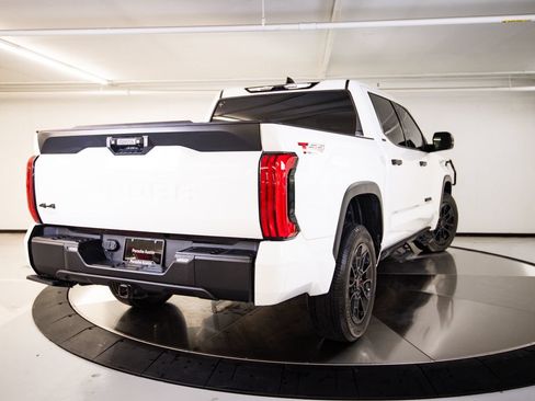 Used 2023 Toyota Tundra SR5 AWD/4WD image 7