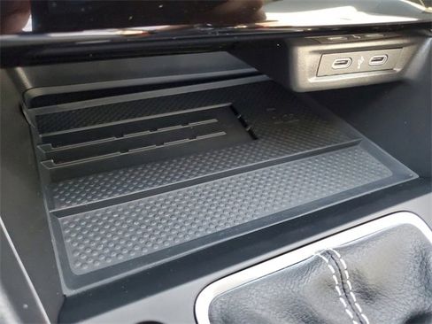 New 2025 Volkswagen Jetta SE image 29