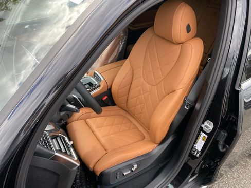 New 2026 BMW X5 xDrive40i w/ Premium Package AWD/4WD image 11