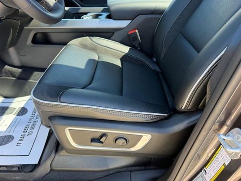 New 2026 RAM 1500 Laramie AWD/4WD image 22