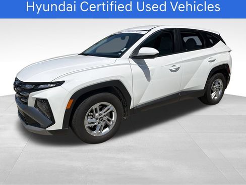 Certified 2026 Hyundai Tucson SE FWD image 1