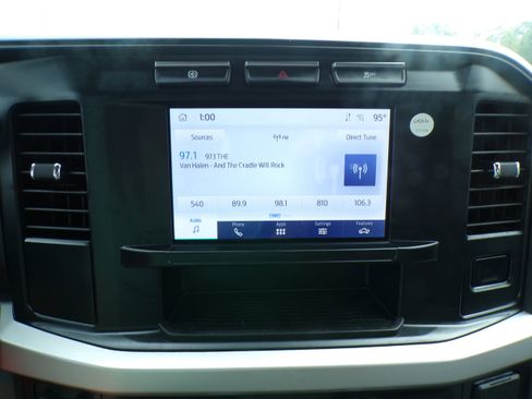 Used 2024 Ford F250 XLT image 22