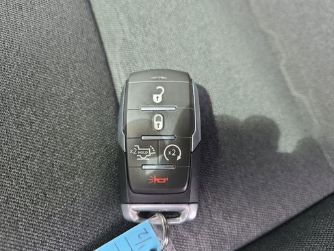 Used 2025 RAM 1500 Big Horn AWD/4WD image 39