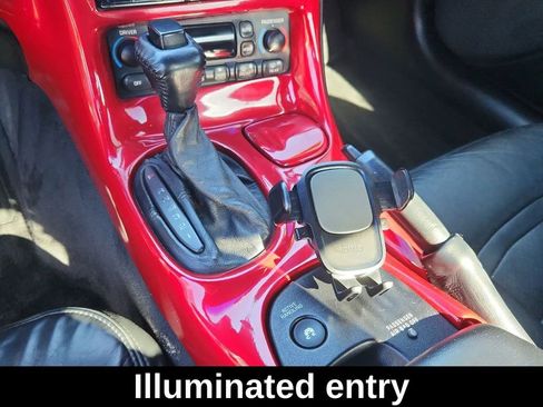 Used 2002 Chevrolet Corvette Convertible w/ Preferred Equipment Group2 image 20