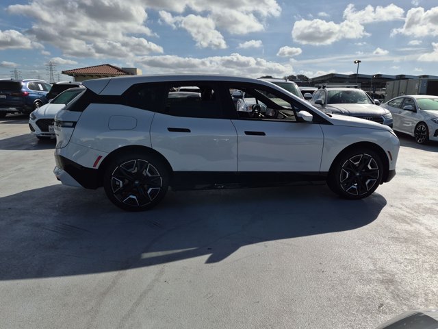 Certified 2024 BMW iX xDrive50 w/ Sport Package AWD/4WD image 4
