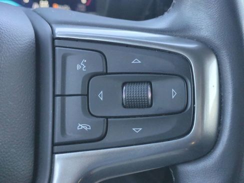 Used 2023 Chevrolet Silverado 1500 LT image 25