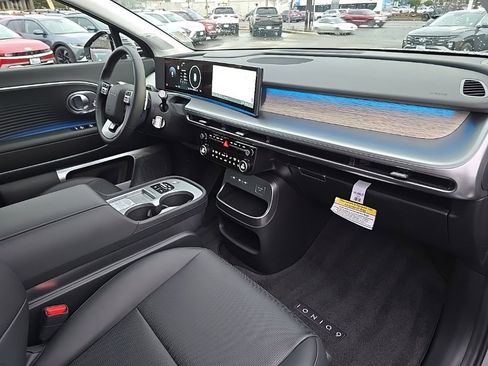 Certified 2026 Hyundai Ioniq 9 Limited image 39