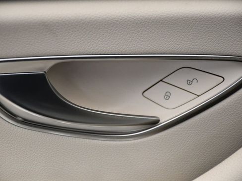 Used 2023 Mercedes-Benz E 450 4MATIC Sedan image 37